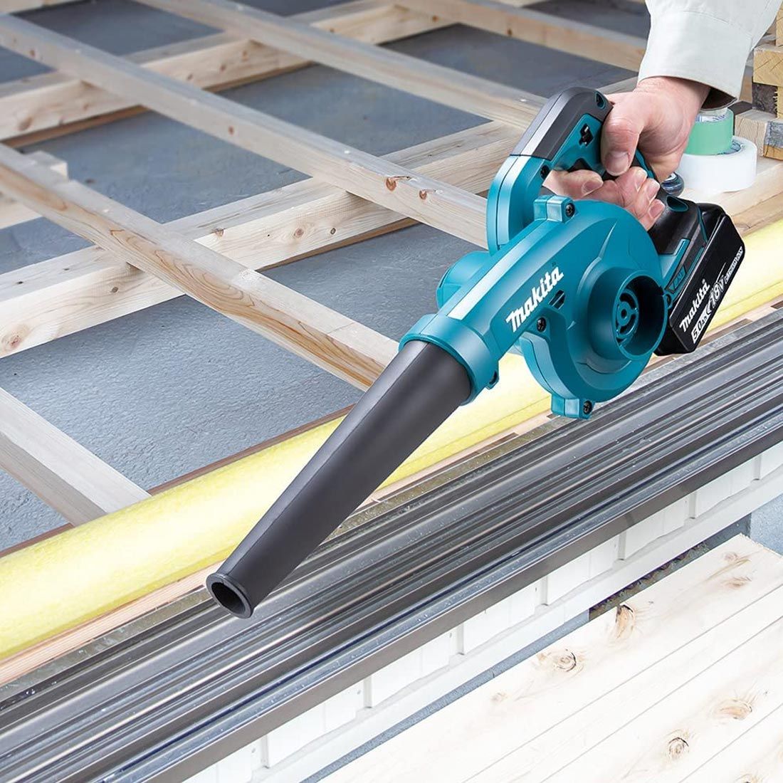 Makita DUB185Z 18v LXT Cordless Blower Body Only - Image 2