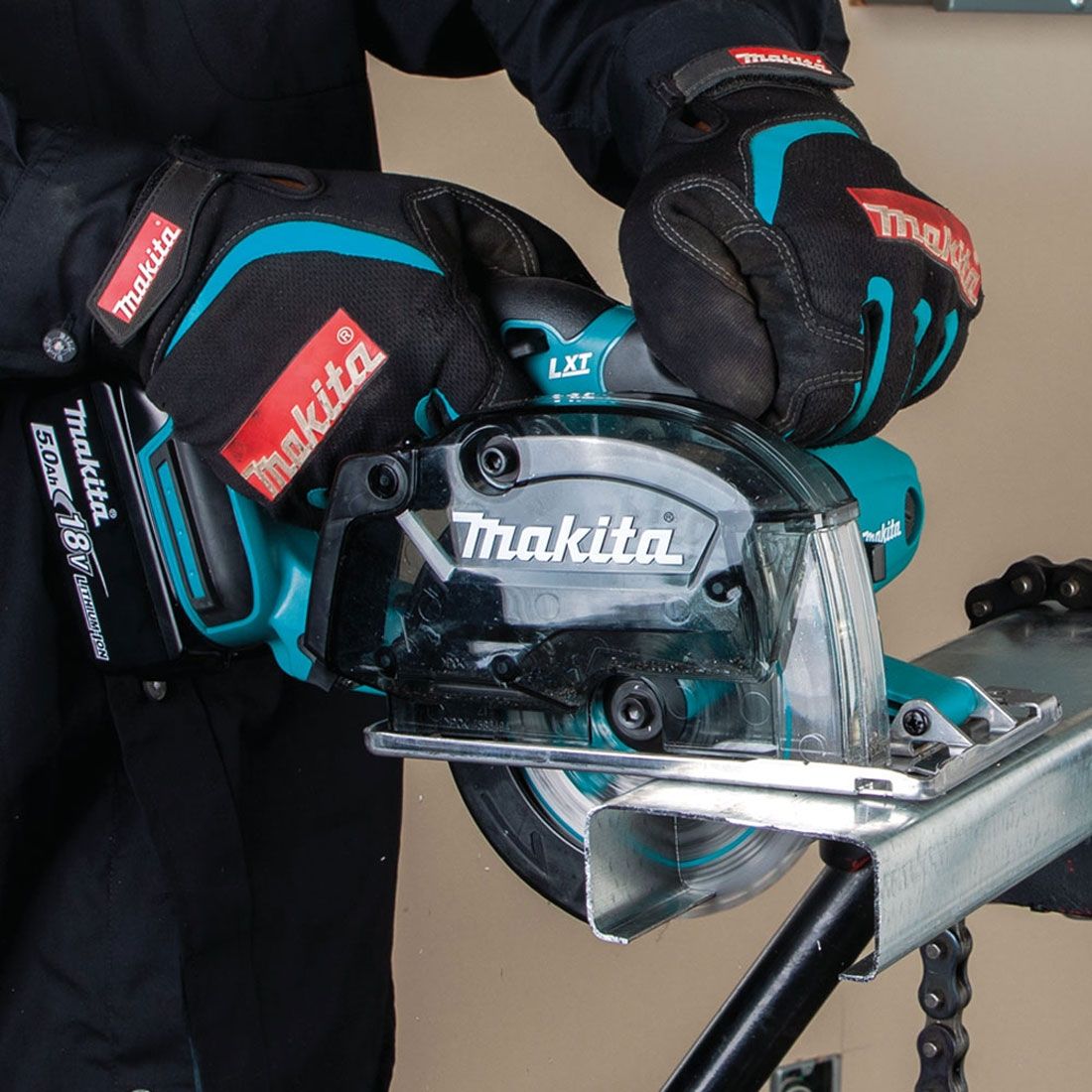Makita DCS552Z 18v LXT Cordless 136mm Metal Cutting Saw Body Only - Image 8