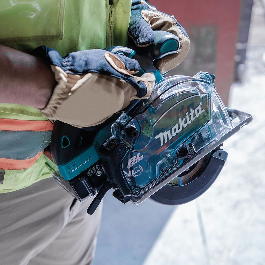 Makita DCS552Z 18v LXT Cordless 136mm Metal Cutting Saw Body Only - Image 9