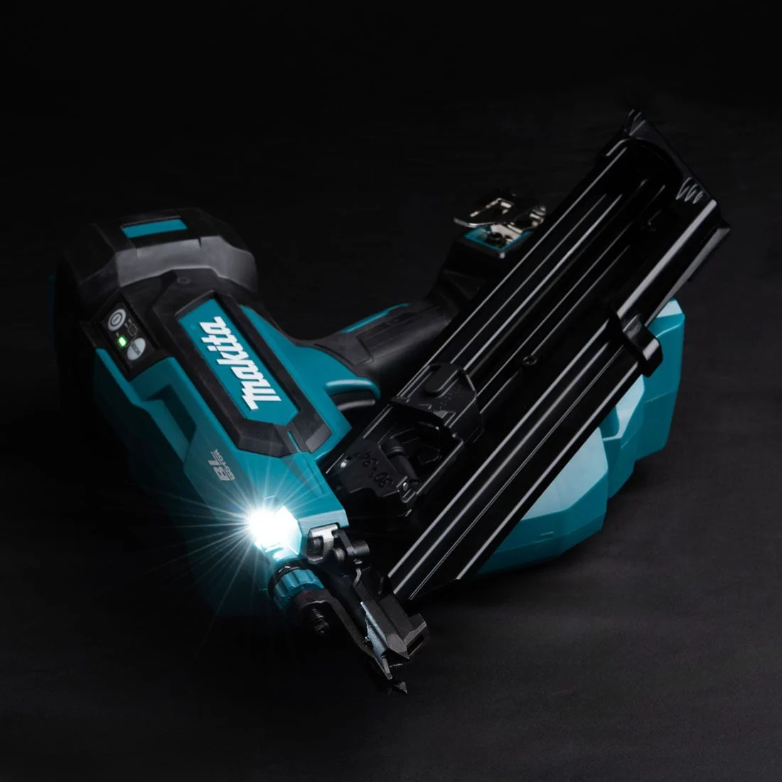 Makita DBN900ZK 18v LXT Brushless First Fix Framing Nailer Body Only In Carry Case - Image 8